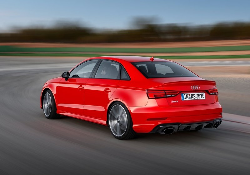 2017_audi_rs3_sedan_pic-2