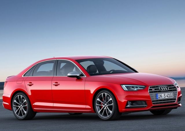 2017_AUDI_S4_pic-4