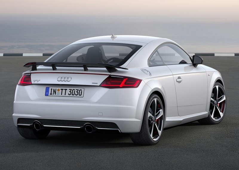 2017_audi_tt_s_line_competition_pic-2