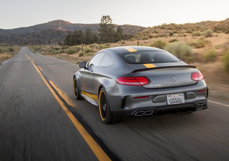 2017_c63_amg_coupe_pic-4