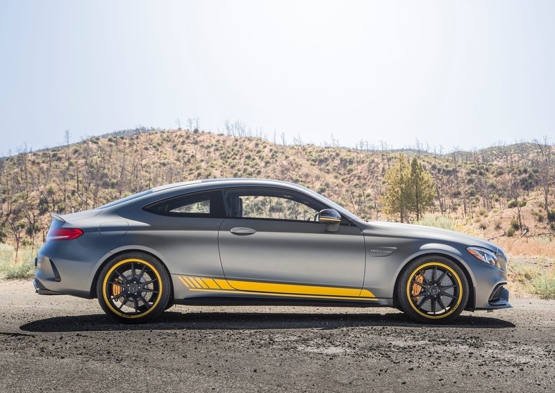 2017_c63_amg_coupe_pic-5