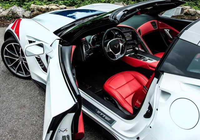 2017_corvette_grand_sport_pic-8