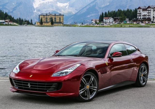 2017 FERRARI GTC4 LUSSO
