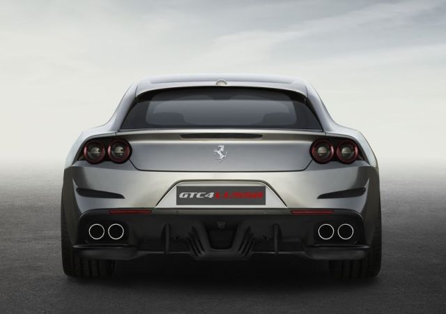 2017_ferrari_gtc4_lusso_pic-15