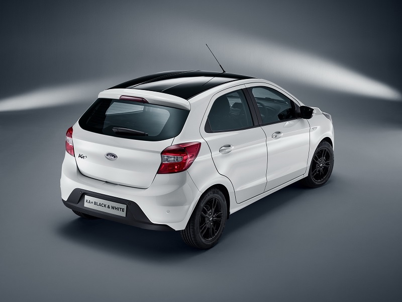 2017_ford_ka_blackwhite_pic-5