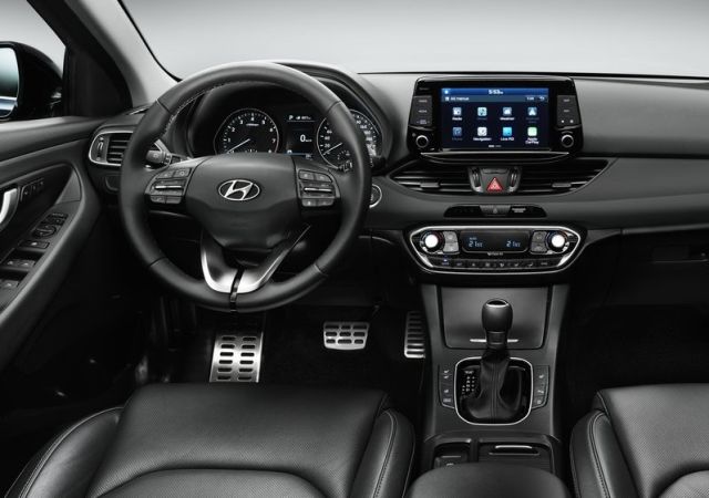 2017_hyundai_i30_pic-5