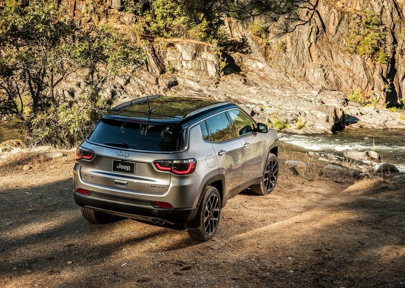 2017_jeep_compass_pic-15