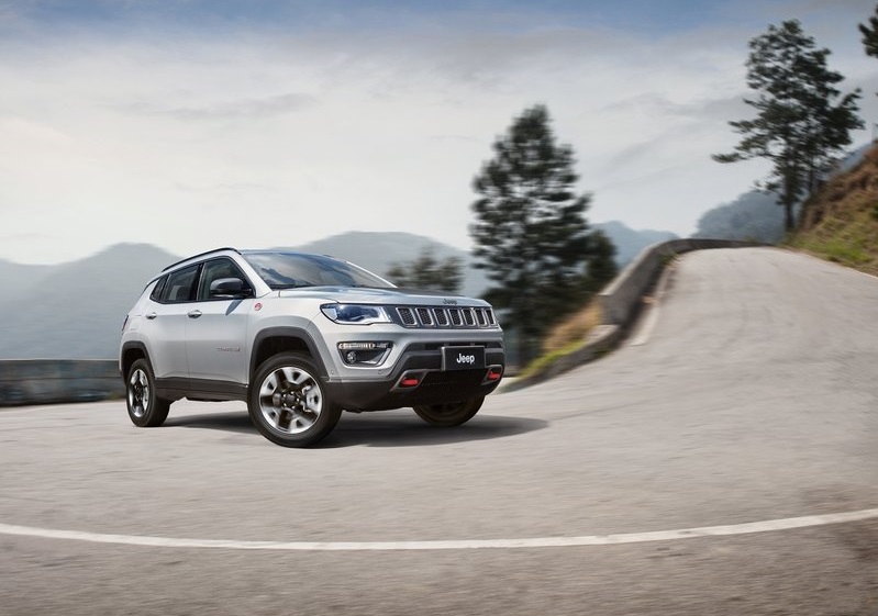 2017_jeep_compass_pic-9