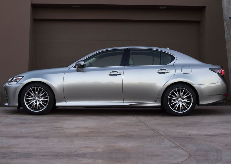 2017 LEXUS GS