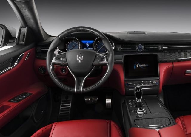2017_MASERATI_QUATTROPORTE_pic-7