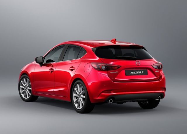 2017_MAZDA_3_pic-2