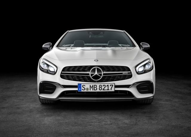 2017_MERCEDES_SL63_AMG_pic-5