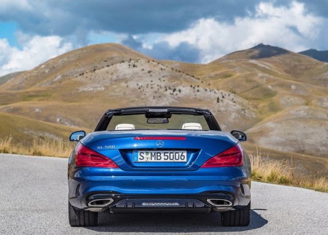 2017_MERCEDES_SL_pic-3