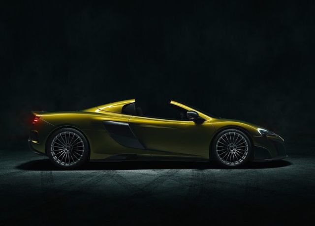 2017 McLAREN 675LT Spider