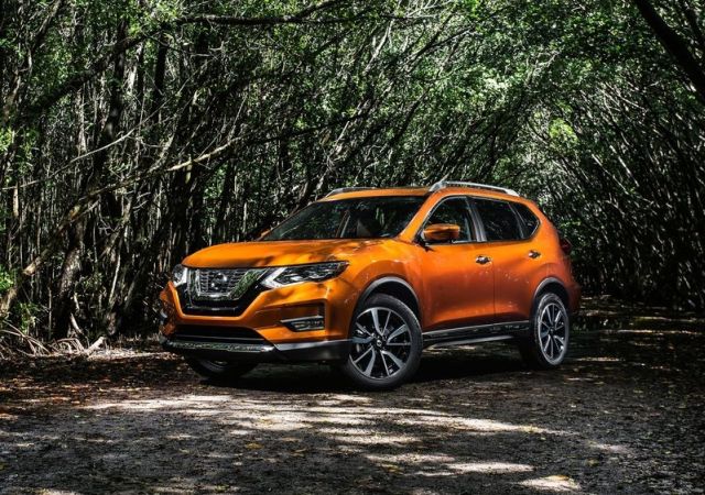 2017_nissan_rogue_pic-3