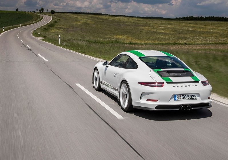 2017_porsche_911_r_pic-8