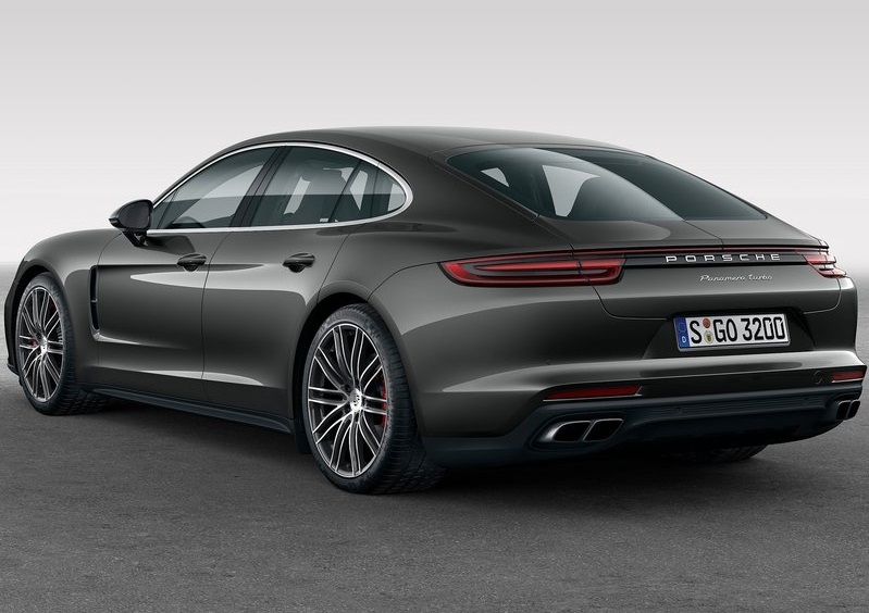 2017_porsche_panamera_pic-2