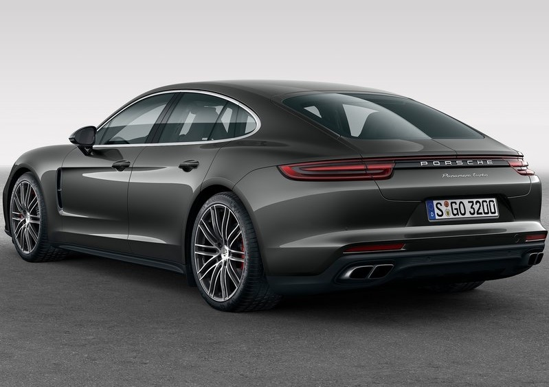 2017_porsche_panamera_pic-2