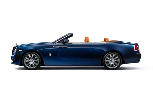 2017_ROLLS-ROYCE_DAWN_pic-5