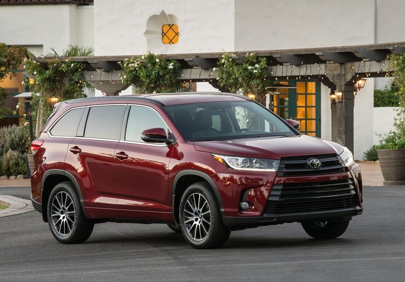 2017_toyota_highlander_pic-3