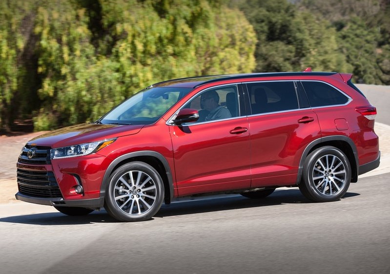2017_toyota_highlander_pic-7