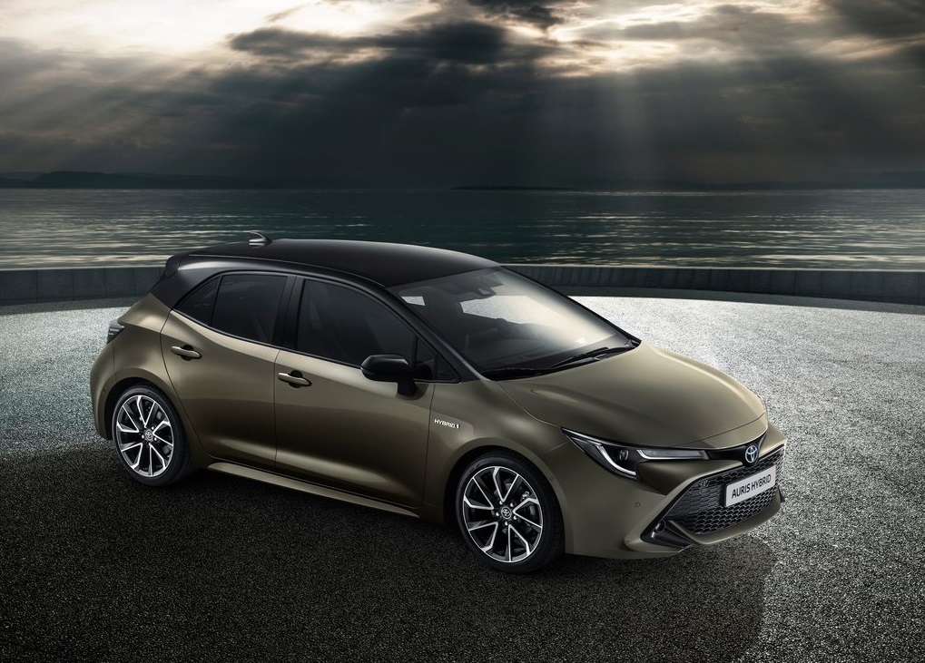 2019 TOYOTA AURIS-oopscars