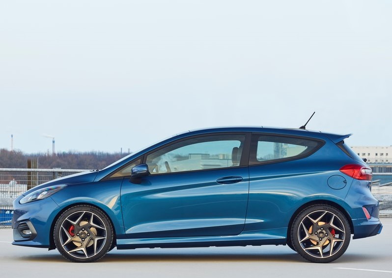 NEW FORD FIESTA ST 