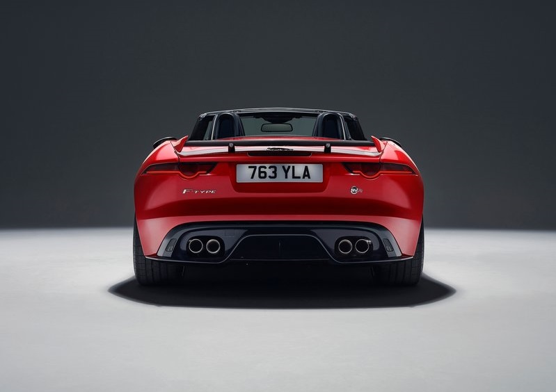 2018 JAGUAR F-TYPE