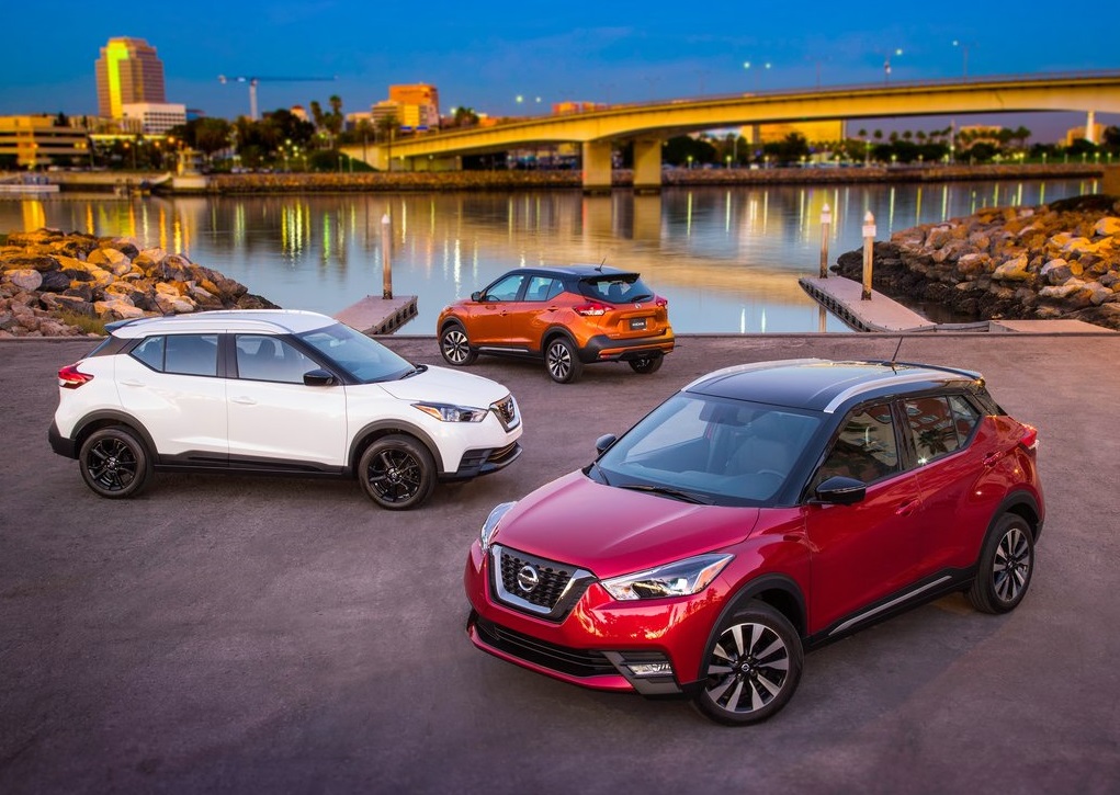 2018 NISSAN KICKS-oopscars