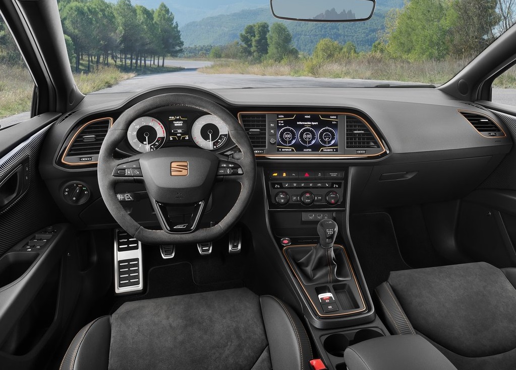 2018 SEAT LEON CUPRA R-oopscars
