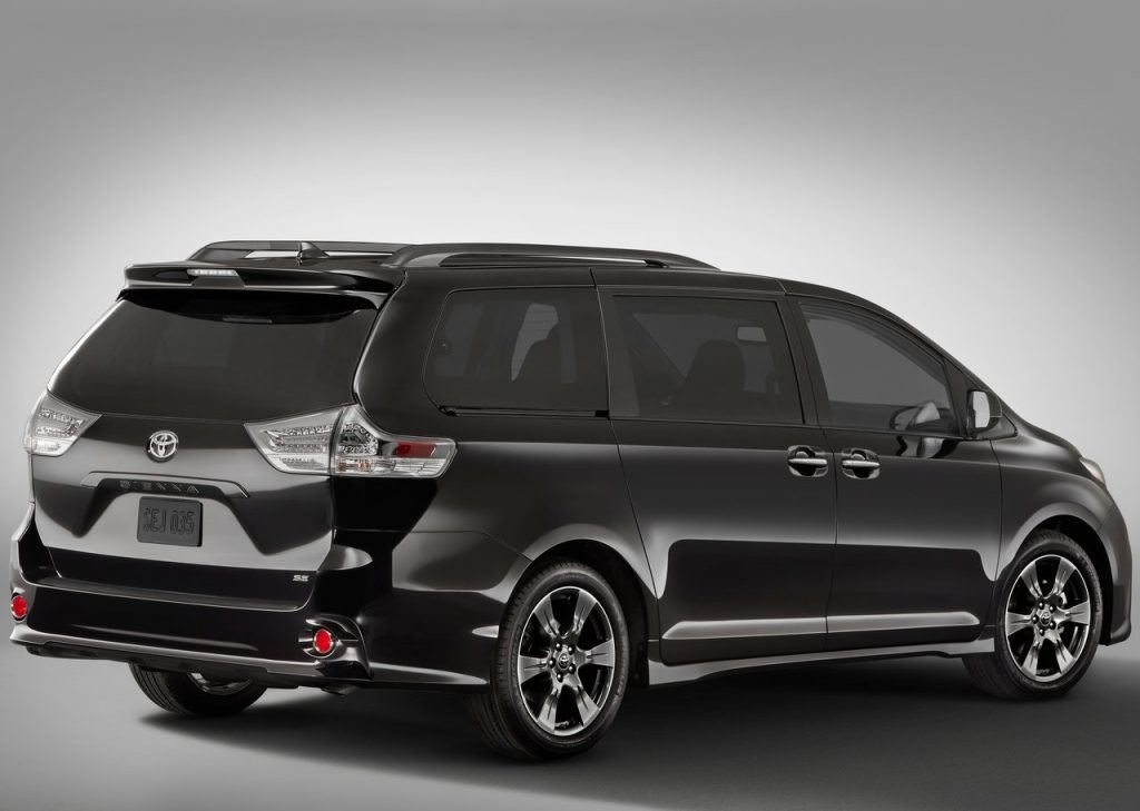 TOYOTA SIENNA