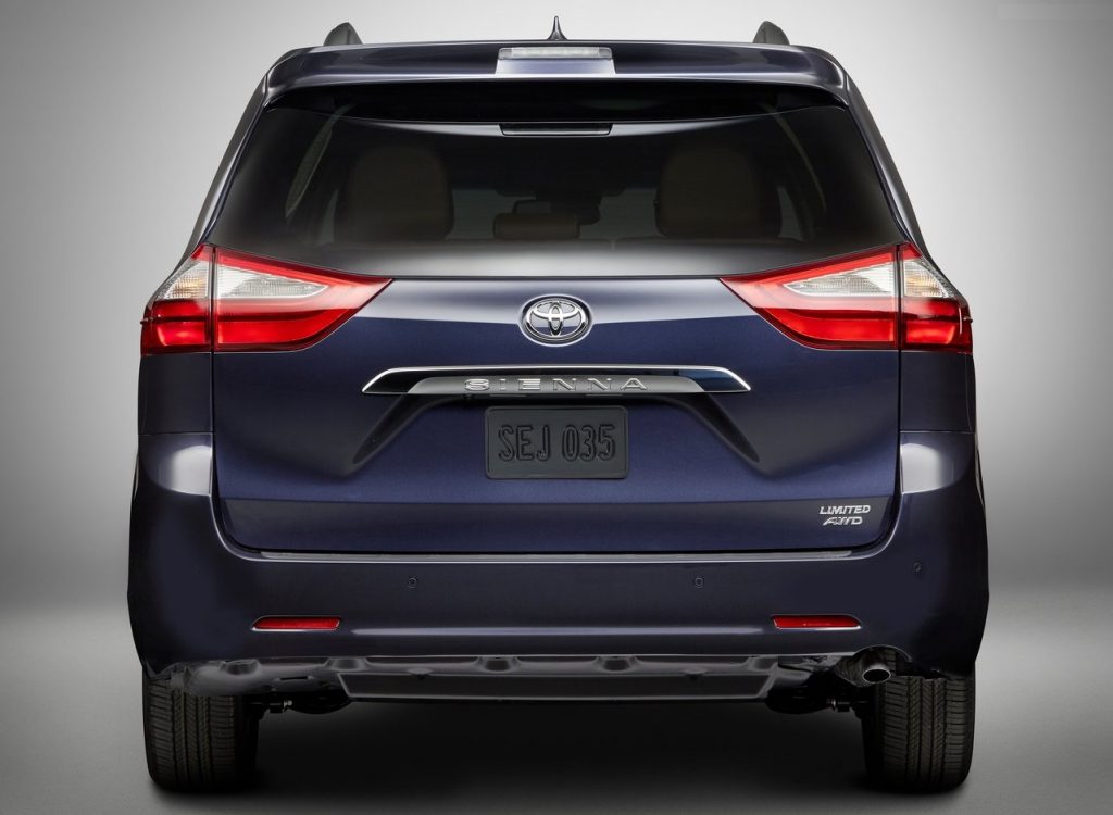 TOYOTA SIENNA