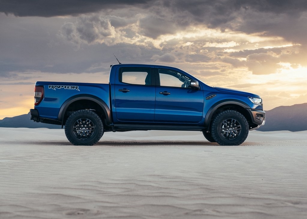2019 FORD RANGER RAPTOR-oopscars