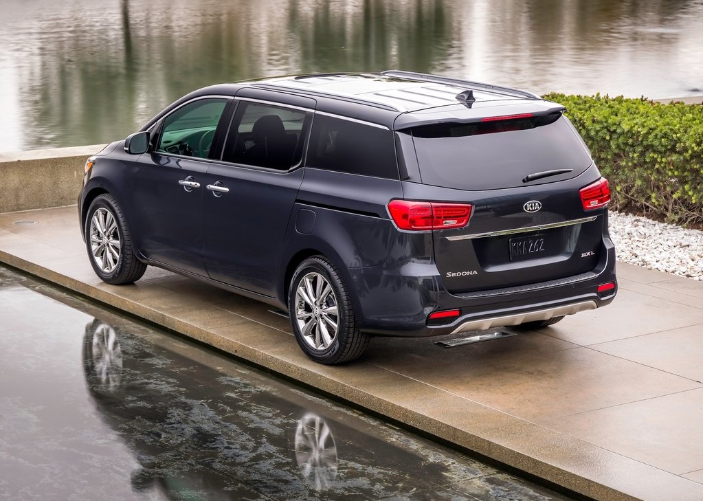 2019 KIA SEDONA