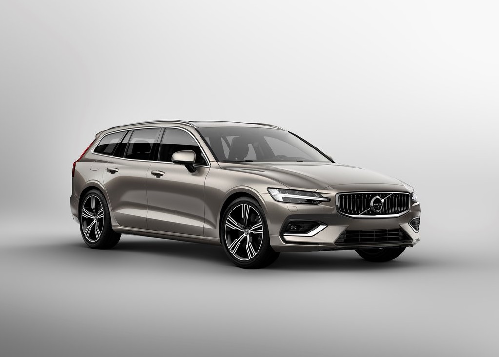 2019 VOLVO V60-oopscars