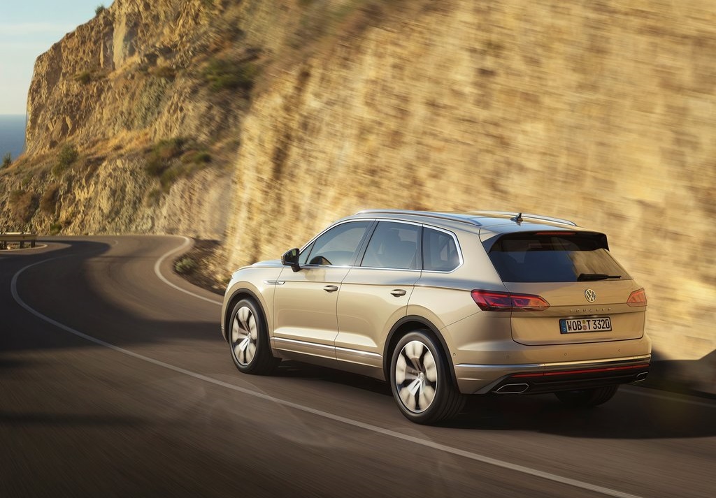 2019 VW TOUAREG