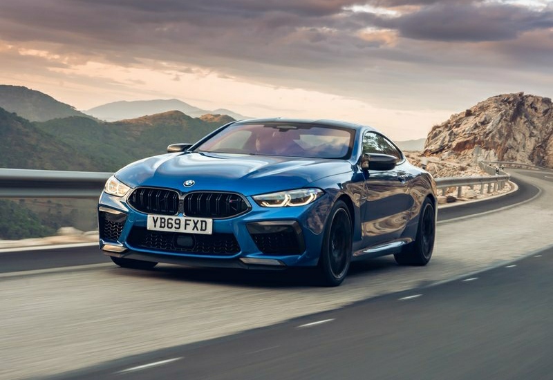 2020 BMW M8 Competition Coupe- ön gürünüm  