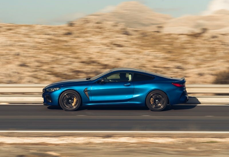 M8 Competition Coupe  - profile