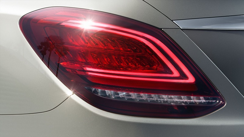 2020 Mercedes-Benz C Class stop lambası