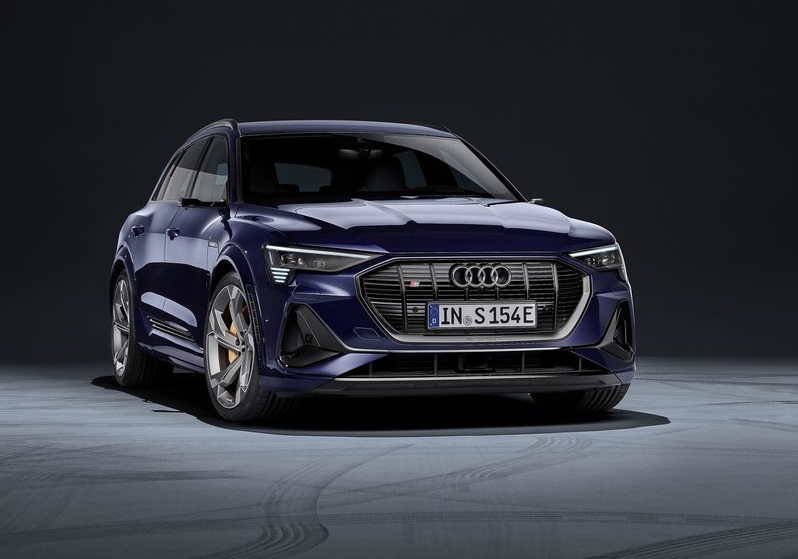 2021 AUDI e-tron S