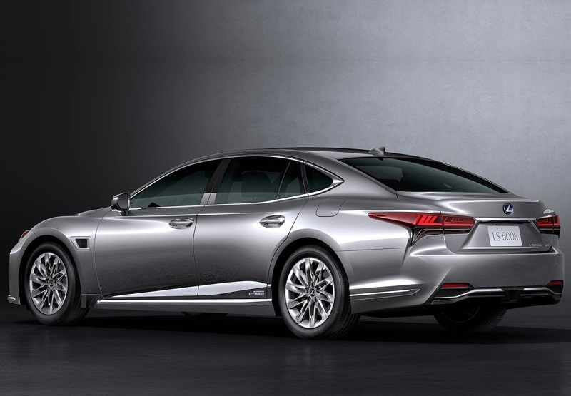 2021 LEXUS LS