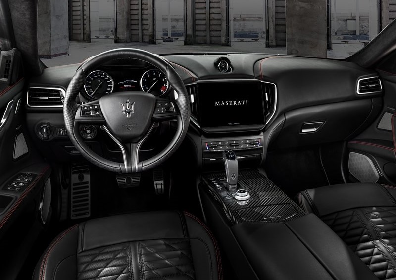 2021 Maserati Ghibli Trofeo