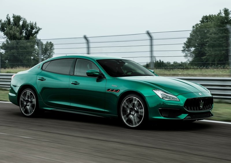 2021 Maserati Quattroporte Trofeo