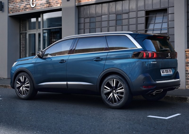 2021 Peugeot 5008