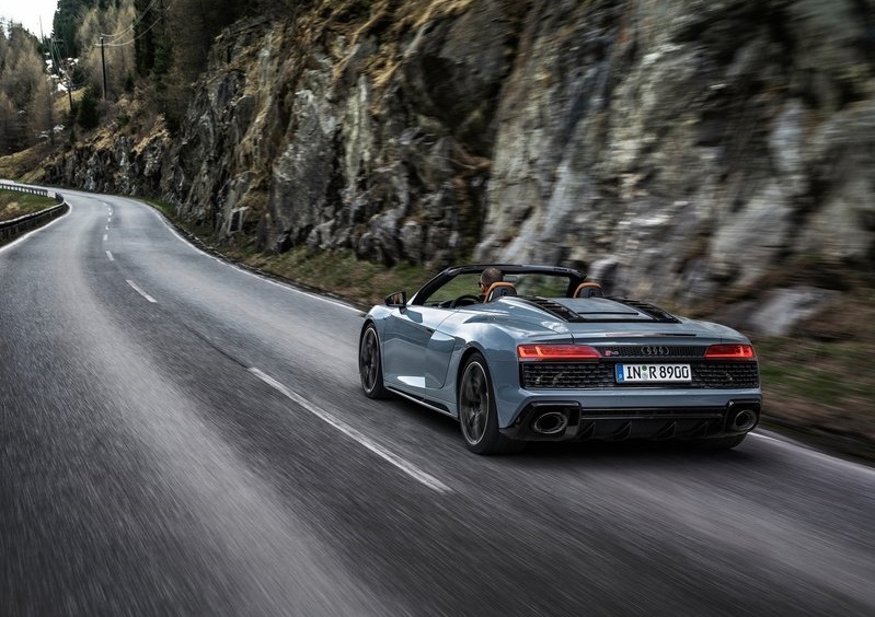 2022 Audi R8 V10