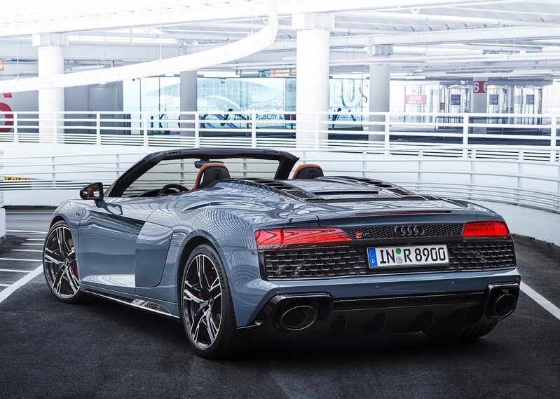 2022 Audi R8 V10