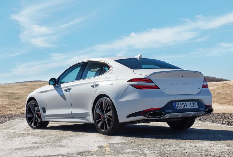 2022 Genesis G70