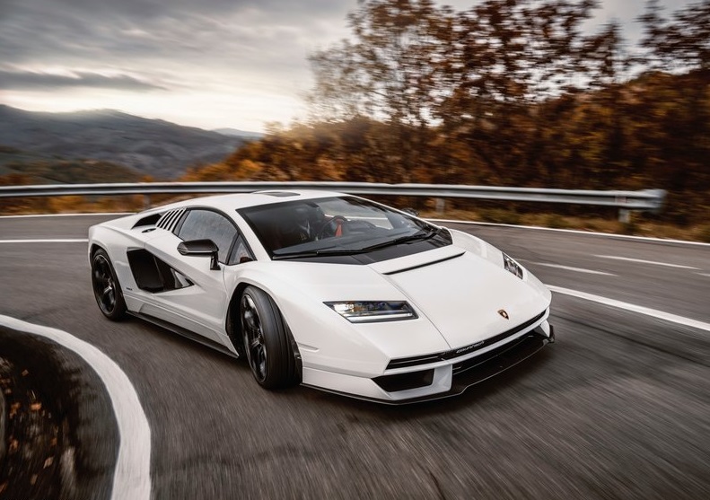 2022 Lamborghini Countach