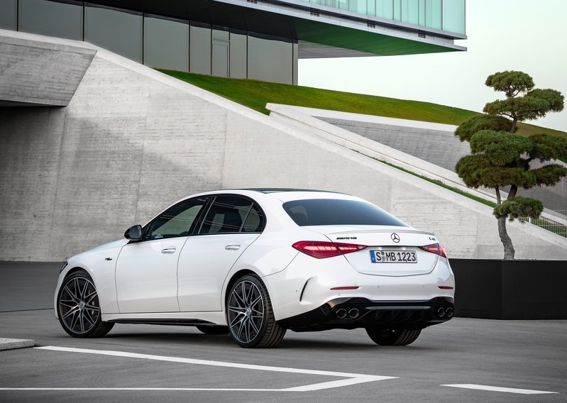 New Mercedes-Benz C43 AMG