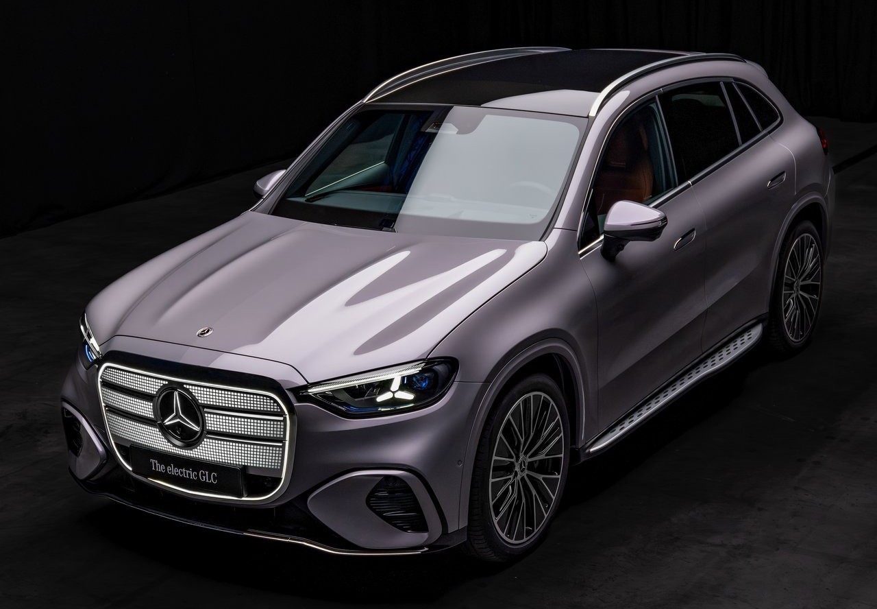 2026 Mercedes-Benz-GLC EV